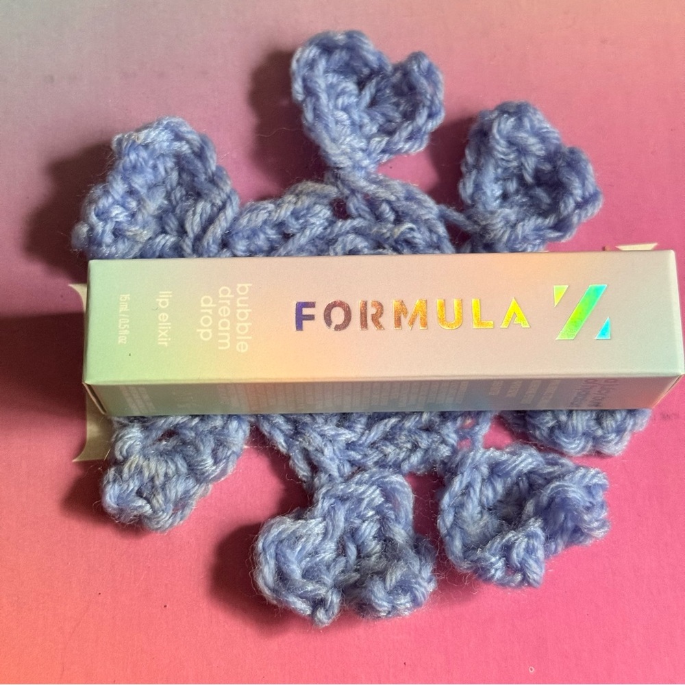 Formula Z NWT Lip Gloss Treatment Bubble Gum Pink
